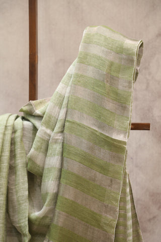 Green Plain Linen Saree With White Tassels-SRGPLS164