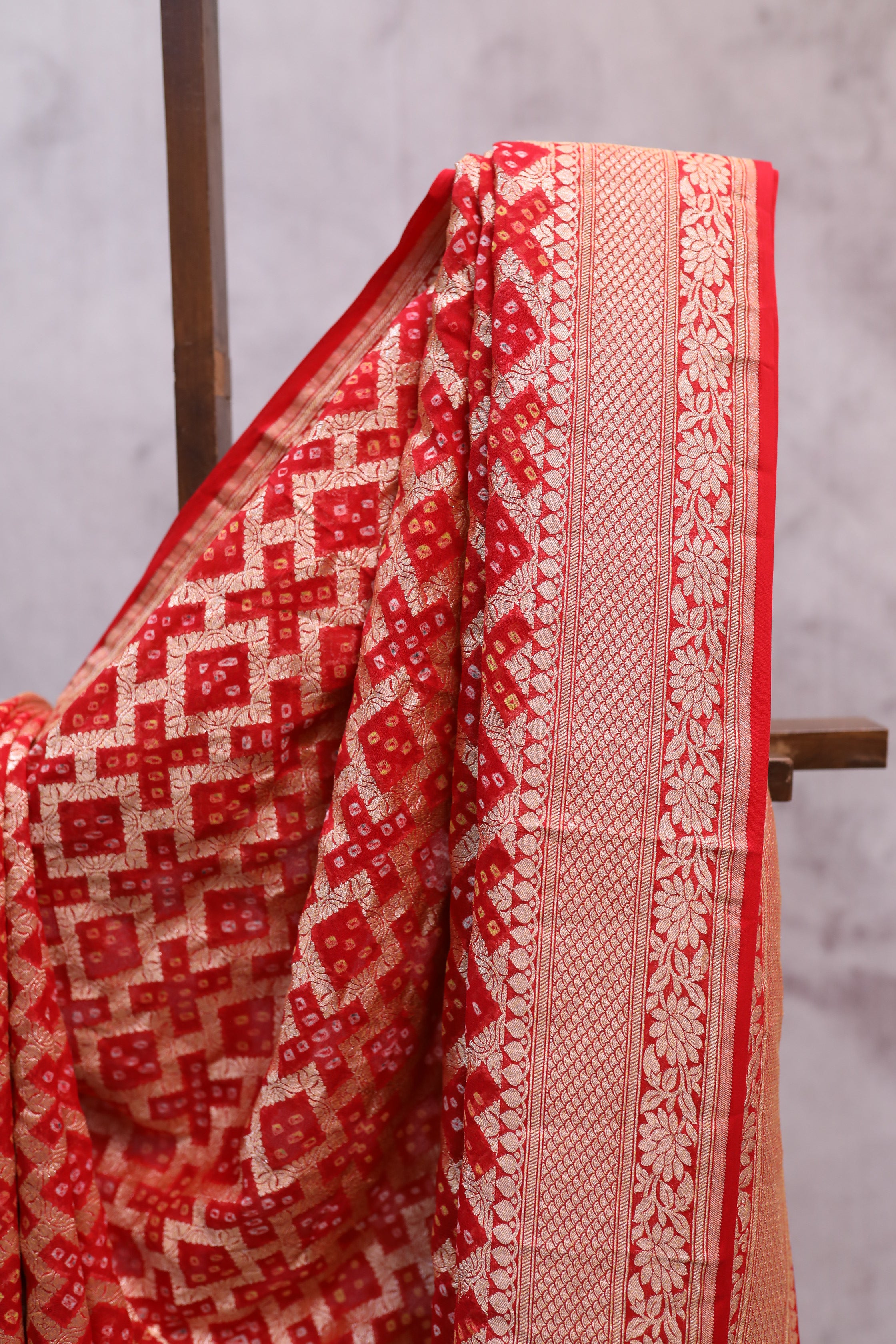 Red Bandhani Georgette Banarasi Silk Saree - SRRBGBSS419