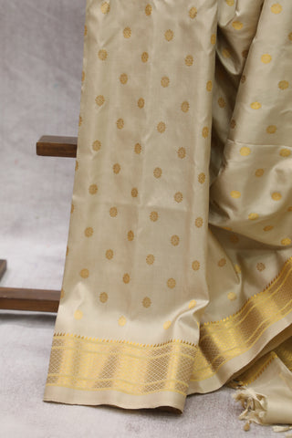 Grey Gadwal Silk Saree - SRGGSS387