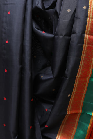 Black Kanjeevaram Silk Saree-SRBKSS382