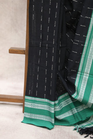 Black Cotton Ilkal Saree with Gayatri Bordar -SRBCIS366