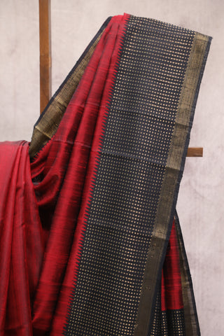 Red Raw Silk Saree - SRRRSS487