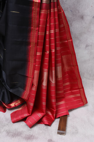 Black Kanjeevaram Silk Saree-SRBKSS252