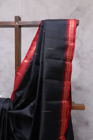 Black Kanjeevaram Silk Saree-SRBKSS252