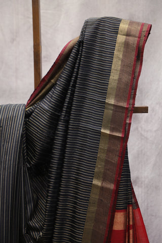 Black Raw Silk Saree - SRBRSS490