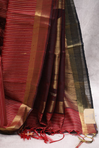 Red Raw Silk Saree - SRRRSS500