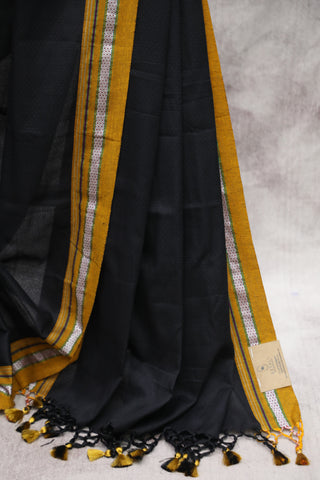 Black Plain Khun Saree With Khaki Border-SRBPKS187