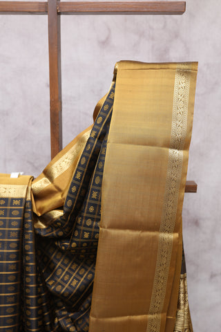 Black Kanjeevaram Silk Saree-SRPBSS304