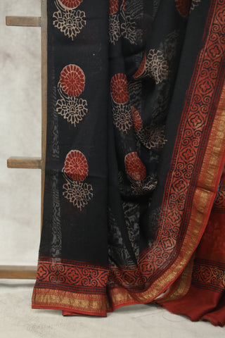 Black HBP Cotton Silk Chanderi Saree With Maheshwari Border - SRBCSCS591