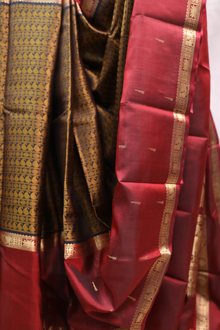 Maroon Black  Kanjeevaram Silk Saree-SRMBKSS436