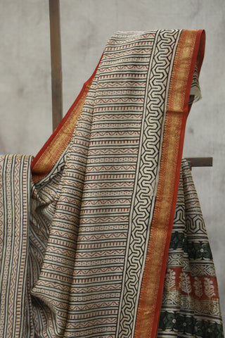 Cream HBP Cotton Silk Saree With Maheshewari Border - SRCCSS895