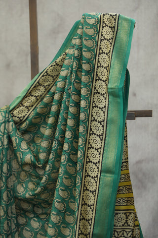 Green HBP Cotton Silk Saree With Maheshwari Border - SRGCSS873