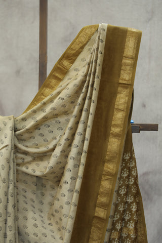 Cream HBP Cotton Silk Saree With Maheshwari Border - SRCCSS858