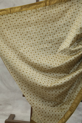 Cream HBP Cotton Silk Saree With Maheshwari Border - SRCCSS858