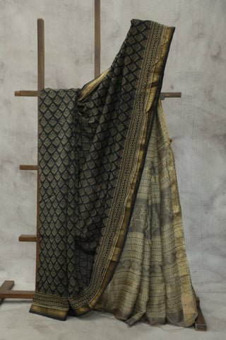 Black HBP Cotton Silk Saree With Maheshwari Border - SRBCSS911