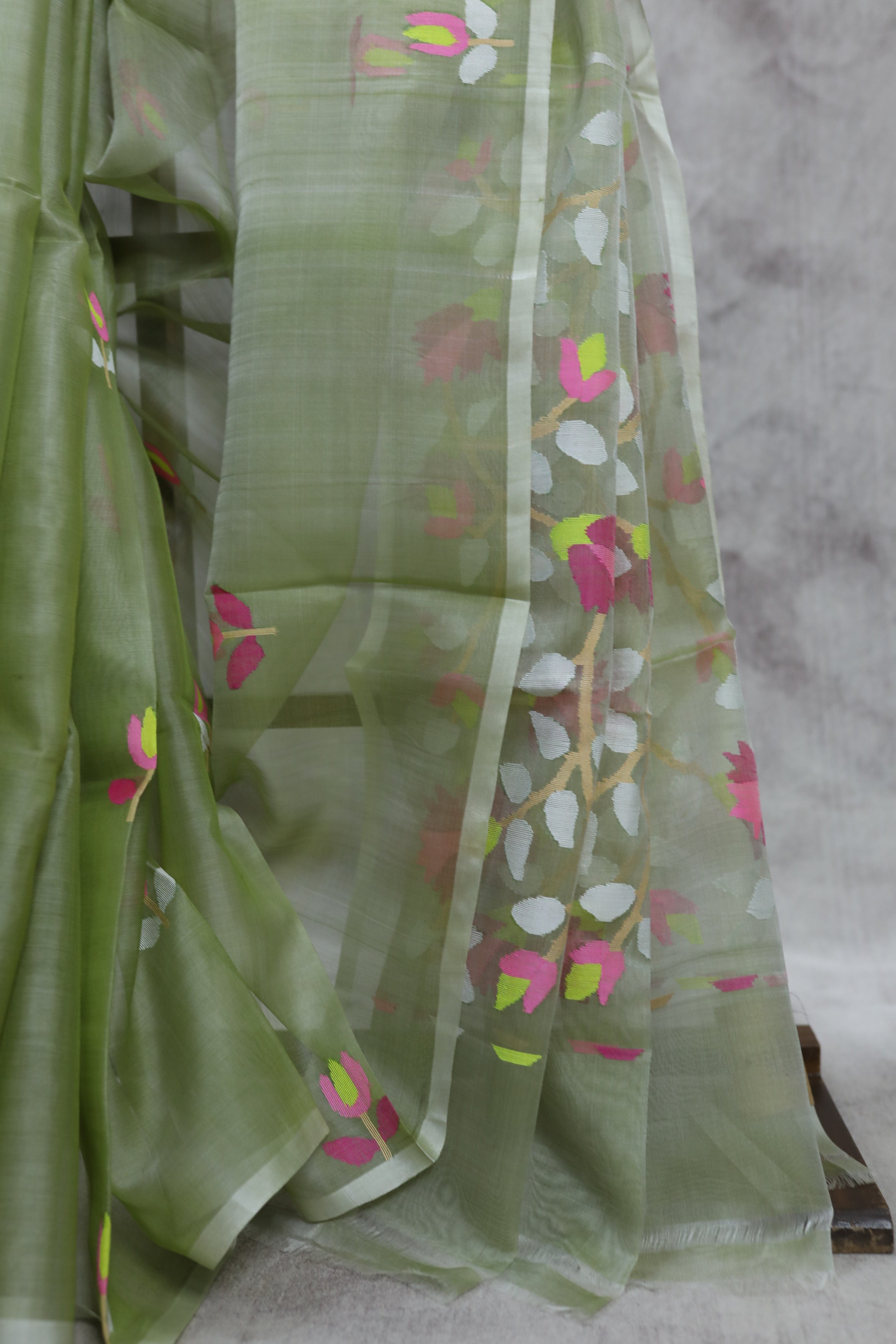 Moss Green Muslin Jamdani Saree- SRMGMJS11EX