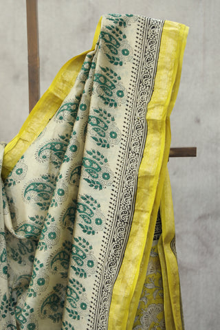 Cream HBP Cotton Silk Saree With Maheshwari Border - SRCCSS793