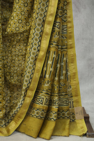 Yellow HBP Cotton Silk Saree With Maheshewari Border - SRYCSS919