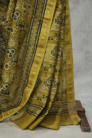 Yellow HBP Cotton Silk Saree With Maheshewari Border - SRYCSS920