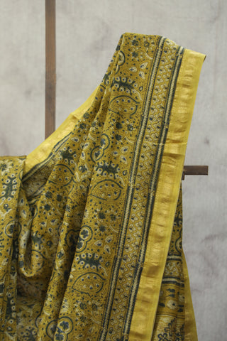 Yellow HBP Cotton Silk Saree With Maheshewari Border - SRYCSS920