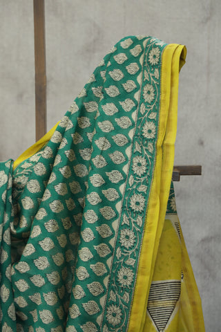 Green HBP Cotton Silk Saree With Chanderi Border - SRGCSS824