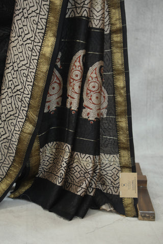 Black  HBP Cotton Silk Saree With Maheshwari Border - SRBCSS843