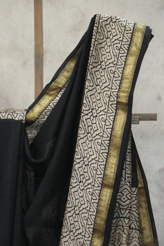 Black  HBP Cotton Silk Saree With Maheshwari Border - SRBCSS843