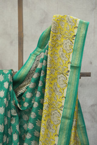 Green HBP Cotton Silk Saree With Maheshwari Border - SRGCSS807