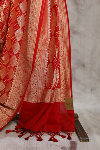 Red Bandhani Georgette Banarasi Silk Saree - SRRBGBSS418