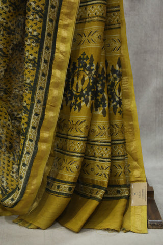 Yellow HBP Cotton Silk Saree With Maheshwari Border - SRYCSS829