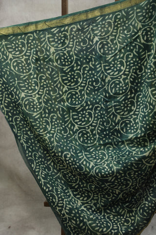 Green HBP Cotton Silk Saree With Maheshwari Border - SRGCSS800