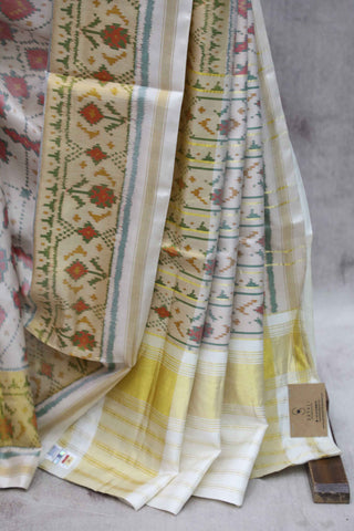 Beige Rajkot Patola Silk Saree-SRBRPSS09EX