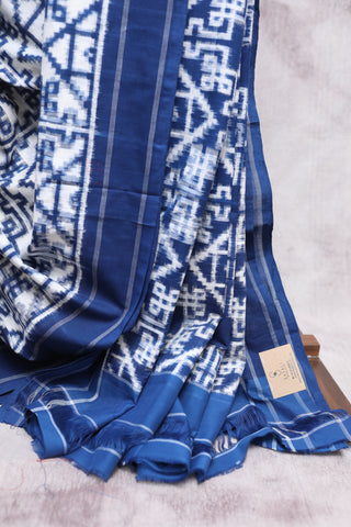 White-Blue Pochampalli Cotton Ikat Saree-SRWBPCIS182