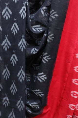 Black Pochampalli Cotton Ikat Saree-SRBPCIS157