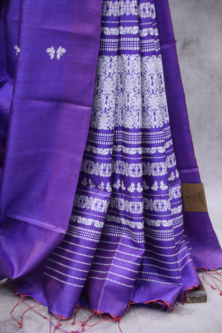 Two Tone Blue Embroidered Kantha Tussar Silk Saree - SRTTBEKTSS1020