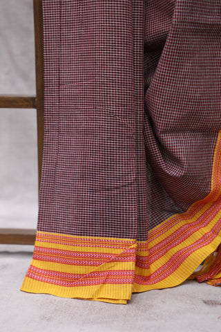 Maroon Small Checks Cotton Patteda Anchu Saree With Red-Yellow Gomi Border