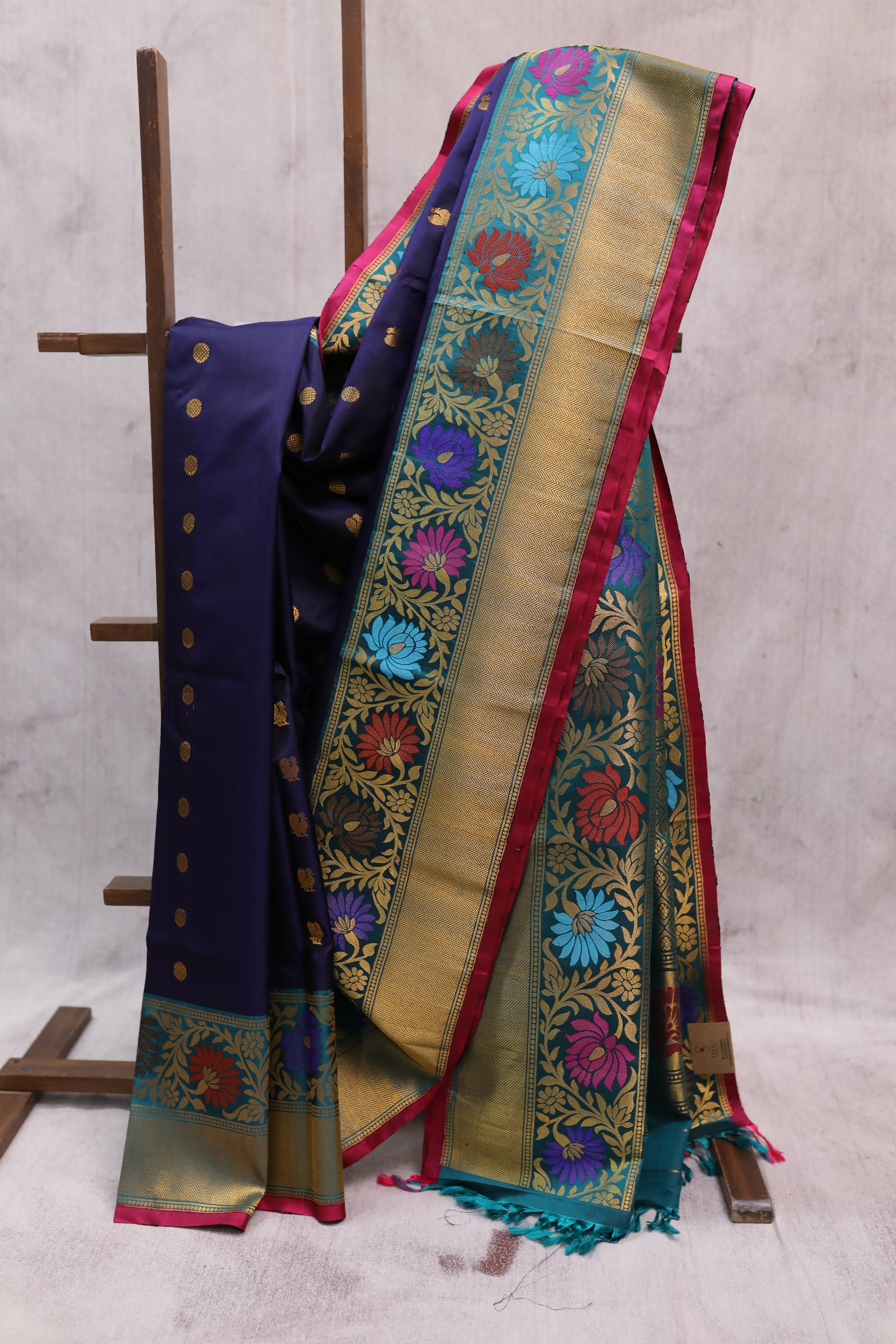 Midnight Blue Gadwal Silk Saree - SRMBGSS295