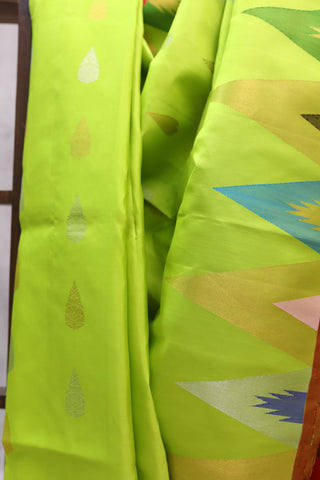 Lime Green Gadwal  Silk Saree - SRLGGSS318