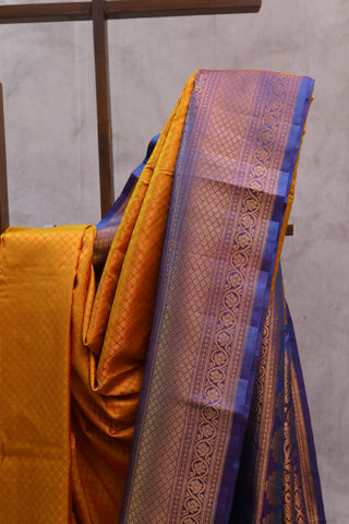 Yellow Gadwal Silk Saree - SRYGSS262