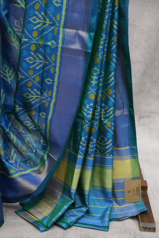 Two Tone Blue Rajkot Patola Silk Saree - SRTTBRPSS267