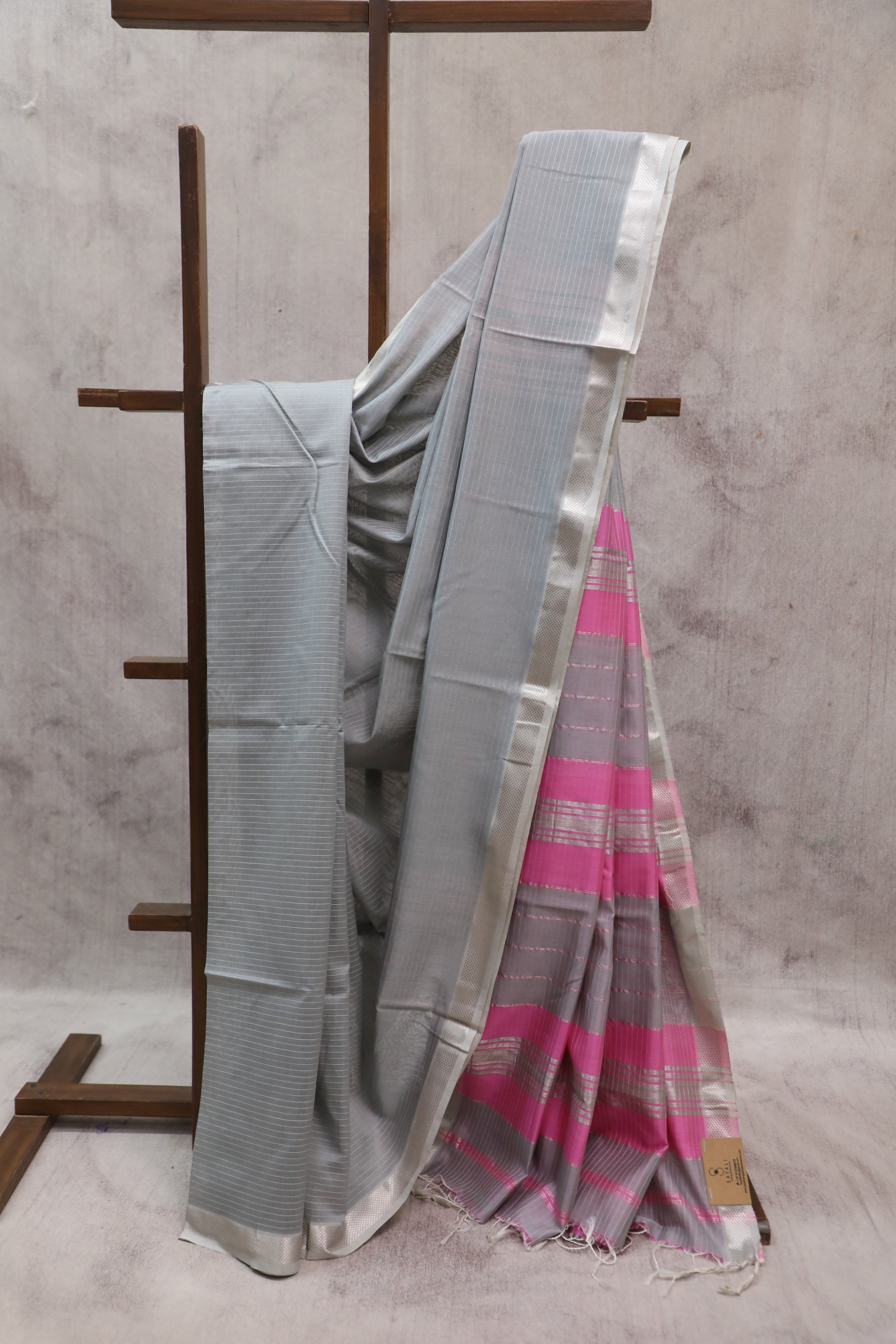 Grey Maheshwari Saree - SRGMS241