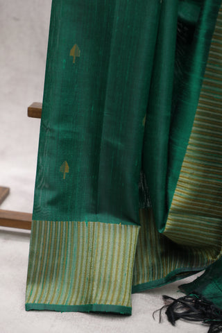 Green Raw Silk Saree - SRGRSS595