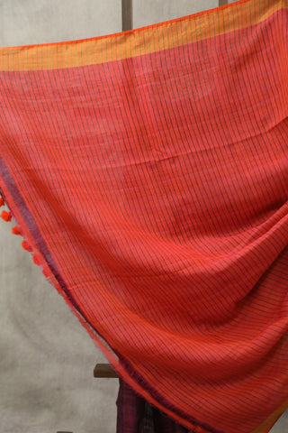 Magenta Plain Linen Saree With Tassels-SRMPLS196