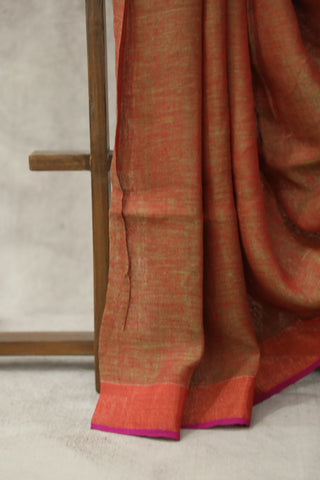 Two Tone Red Plain Linen Saree With Pink Tassels-SRTTRPLS195