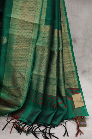 Green Raw Silk Saree - SRGRSS547