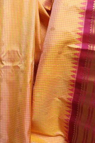 Light Orange Gadwal Silk Saree - SRLOGSS267