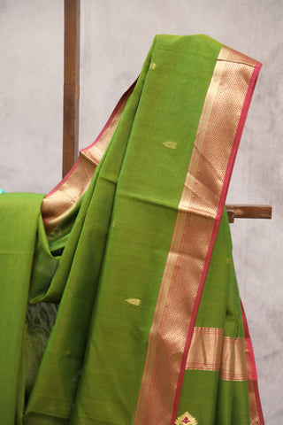 Mehndi Green Silk Maheshwari Saree - SRMGSMS231