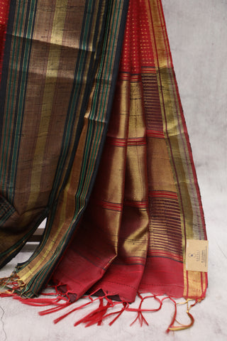 Red Raw Silk Saree - SRRRSS542