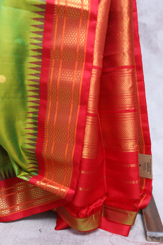 Green Gadwal Silk Saree - SRGGSS241