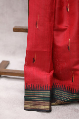 Red Raw Silk Saree - SRRRSS528